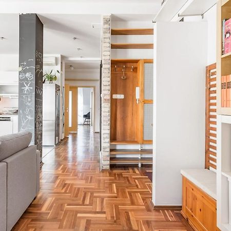 Relax Into Loft Living At A Light-Filled City Escape Budapest Exterior foto