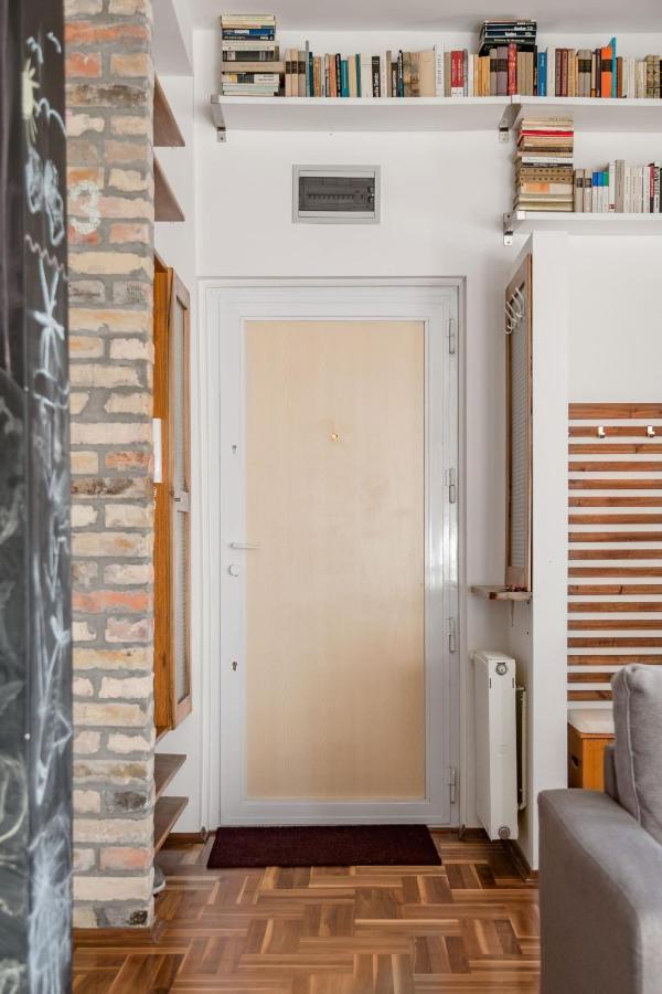 Relax Into Loft Living At A Light-Filled City Escape Budapest Exterior foto